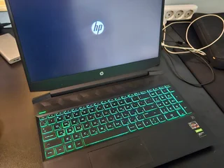 HP pavilion 15