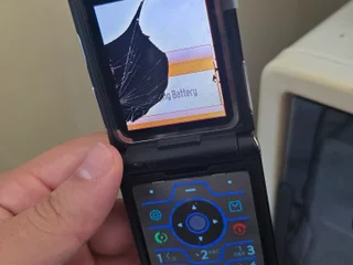 Мобильный телефон Motorola Razr v3ie