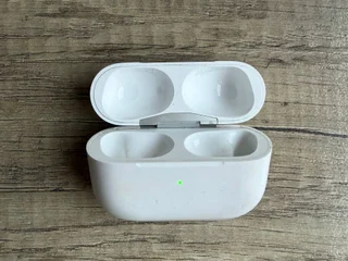 AirPods Pro 3 case