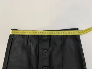Юбка черная Pull Bear