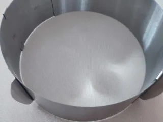 Раздвижная форма для пирога
