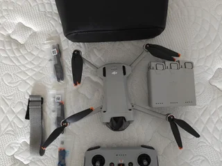 Дрон DJI Mini 3 Pro Combo RC