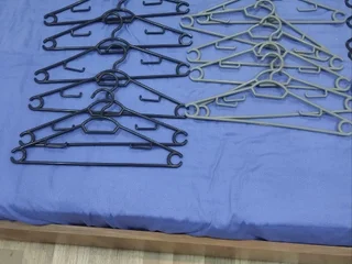 Набор вешалок, 6 шт., серый пластик