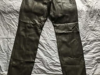 Кожаные брюки Zara