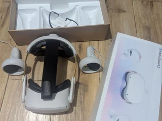 VR-гарнитура Meta Quest 2 128 ГБ