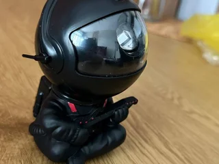 Светильник космонавт