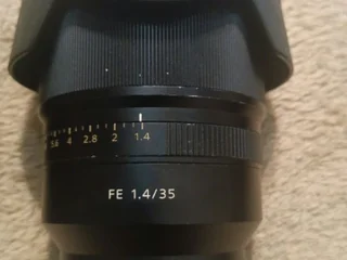 Объектив Sony Zeiss Sonnar T FE 35mm F1.4 ZA