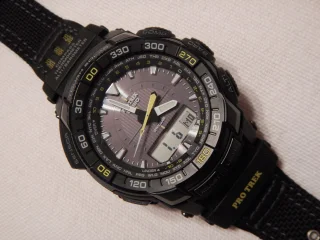 Часы Casio Protrek PRG-550