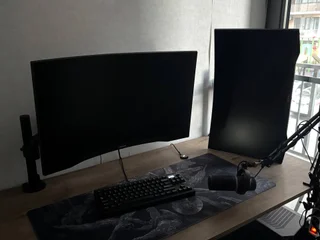 Samsung Odyssey G5 27"