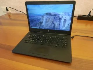 Ноутбук HP 14-cm0006ur