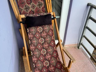 Деревянный шезлонг