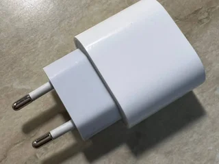 Apple USB-C 20