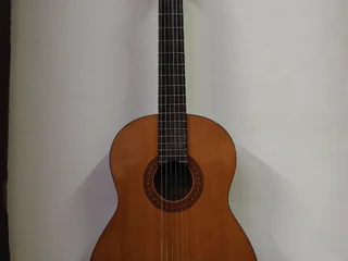 Классическая гитара Yamaha C40 с чехлом