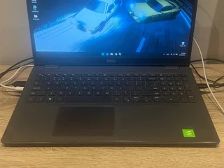 Ноутбук Dell Latitude 3510 i7-10510U 16GB SSD 256GB