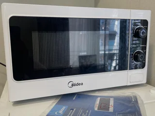 Микроволновка Midea