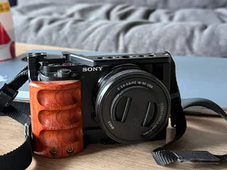 Sony ZV-E10