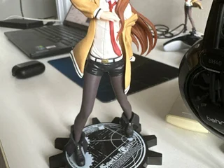 Фигурка Макисе Курису из Steins Gate