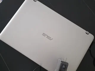 Ноутбук ASUS Q504UAK i5-7200U 12GB 1TB