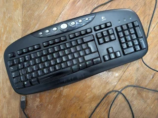 Клавиатура Logitech