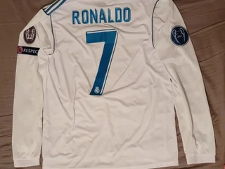 CR7 2017-2018 UCL FINAL ძალიან მაგარი ხარისხის მაისურია ჩაუცმელი სულ ახალი ზომა L ფასი 150 ლარიОтличная качественная футболка, ни разу не ношена, абсолютно новая, размер L