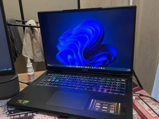 Ноутбук MSI Vector A18 HX Ryzen 9 RTX 5070 Ti 32GB