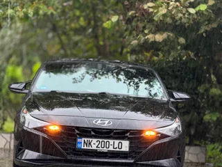 Hyundai Elantra 2.0 LPG
