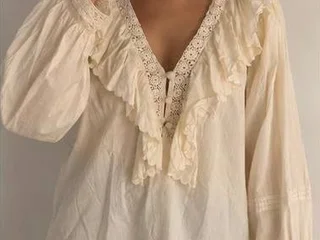 Блузка Zara с кружевом