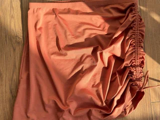 Топ бандо Zara, S + Топ черный FB sisters, S + Топ в стиле бохо, S + Туфли розовый неон, 36р + Перчатки для фитнеса + Платье с драпировкой, M + Тельняшка H&M, M + Лоферы под крокодила, 38р + Очки авиаторы