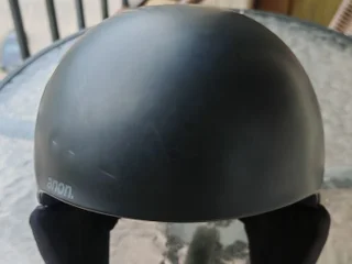 шлем горнолыжный