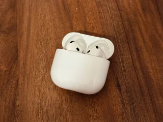 Беспроводные наушники Apple AirPods 4