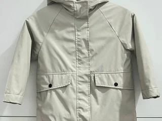 Непромокаемая парка ZARA с мехом