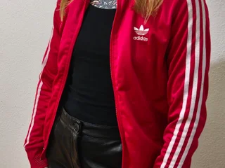 Ярко-розовая олимпийка Adidas размер 40/XS