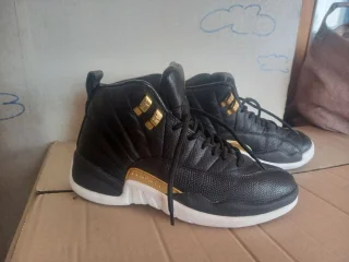 Кроссовки Nike 37,5 размер