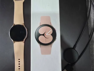 Умные часы Samsung Galaxy Watch 4
