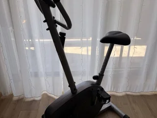 Велотренажер Weslo Pursuit CT 2.4 Upright Cycle