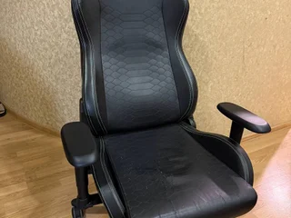 Razer Iskur X XL