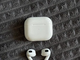 AirPods 3