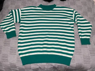 Свитер в полоску M/L
