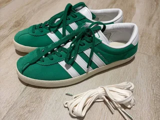 Оригинальные кроссовки Adidas