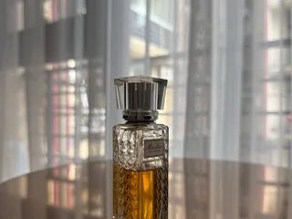 **Продам парфюм Miss Dior Eau de Parfum Roller-Pearl, 20 мл** 🌸