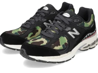 Кроссовки New Balance Bape 2002r