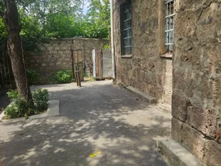1 room Flat For Sale. Navtlugi