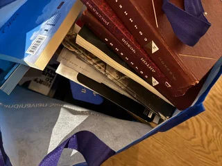 Книги разных жанров