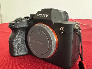 Sony A7 IV + Sigma 35mm f/1.4 DG DN Art комплект