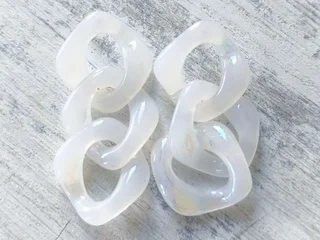 Серьги пластиковые с неоновым отливом