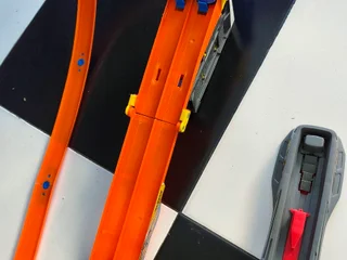 Большая трасса Hot Wheels с аксессуарами