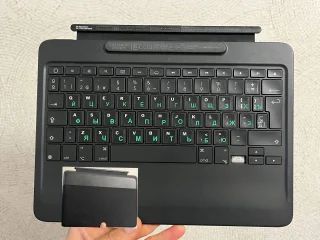 Клавиатура для iPad