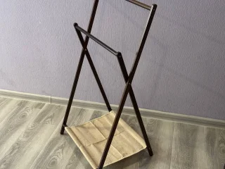 Детская вешалка для одежды складная