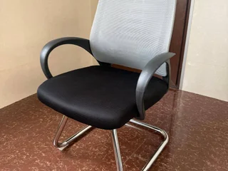 Стул обычный