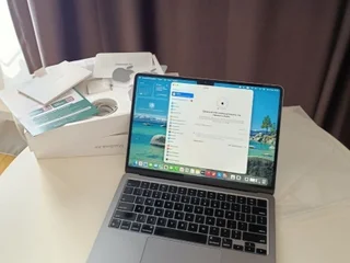 MacBook Air 13 M2 16/256GB